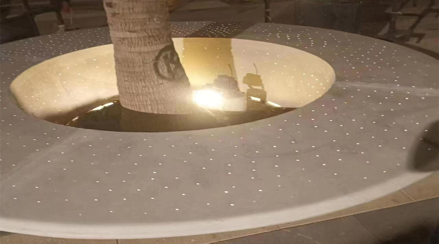 海南三亞鳳凰島UHPC透光坐凳樹池項(xiàng)目