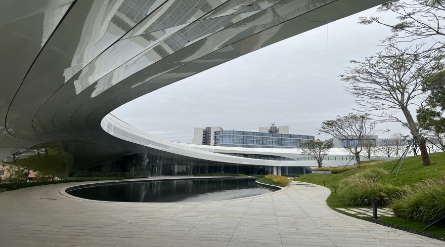 東莞大灣區(qū)大學GRC幕墻板工程