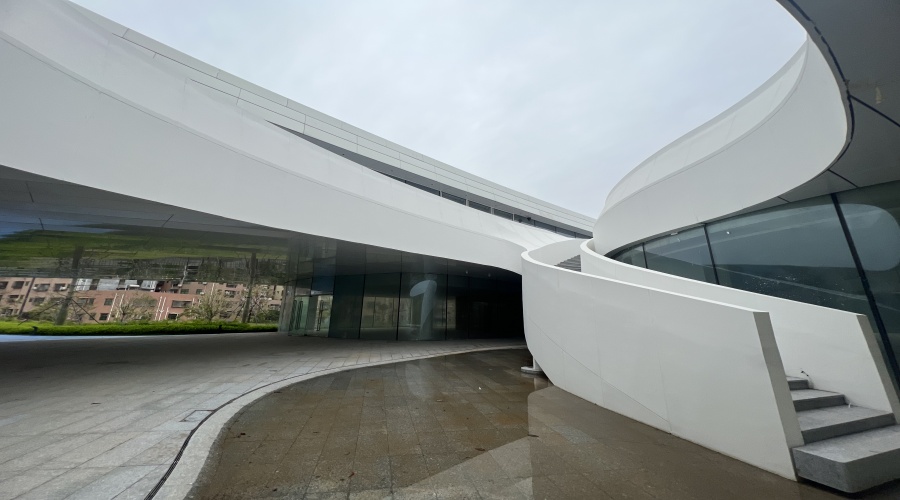 東莞大灣區(qū)大學GRC幕墻板工程