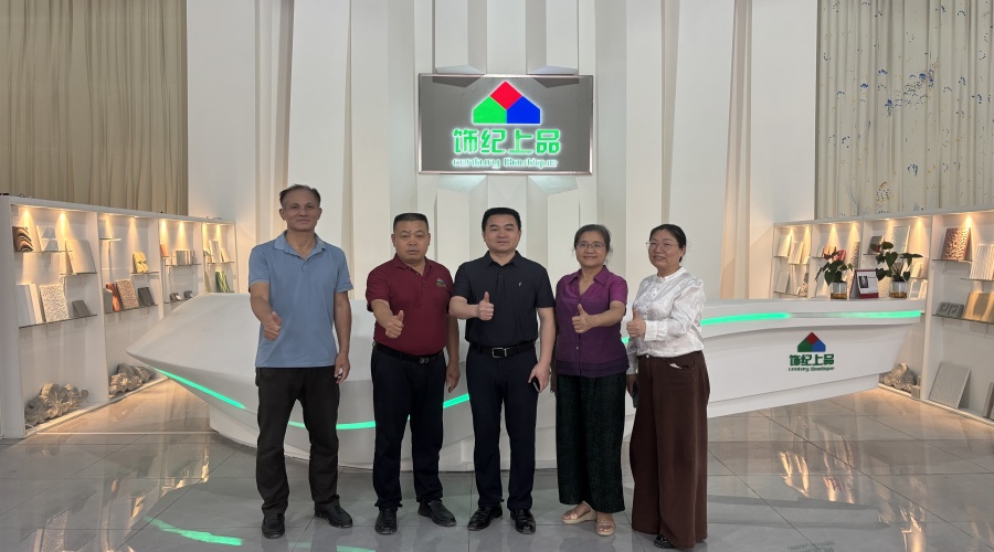 飾紀(jì)上品GRG廠家-熱烈歡迎廣東省建筑材料協(xié)會領(lǐng)導(dǎo)蒞臨指導(dǎo)