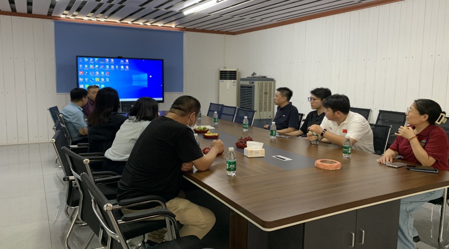 飾紀上品GRG廠家熱烈歡迎清遠企業(yè)家協(xié)會 山東慶云工商聯(lián)領(lǐng)導(dǎo)蒞臨指導(dǎo)