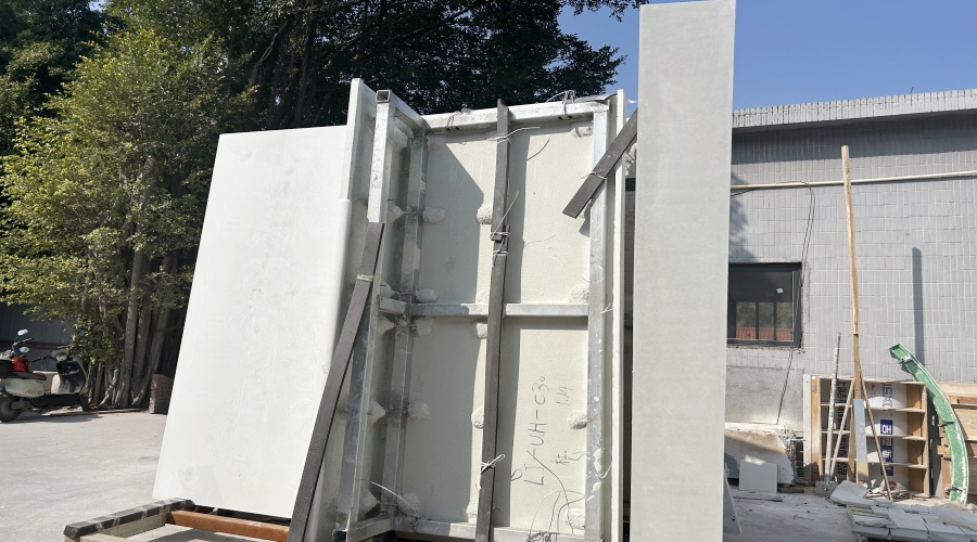 廣清大型工業(yè)園廠房UHPC門頭幕墻造型